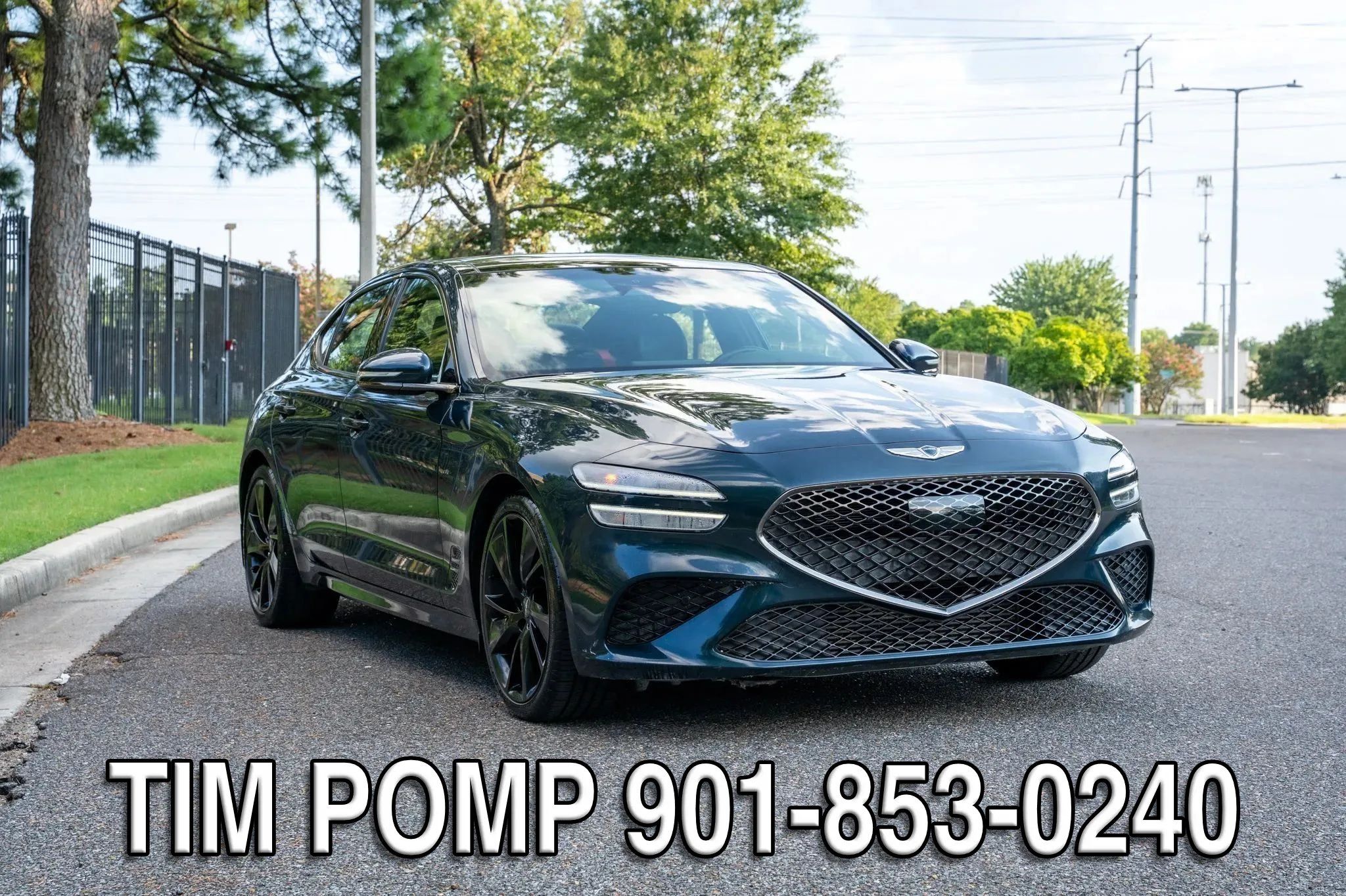 Used 2023 Genesis G70 2.0T w/ Sport Prestige Package RWD image 3