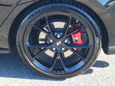 Used 2024 Hyundai Elantra N image 16