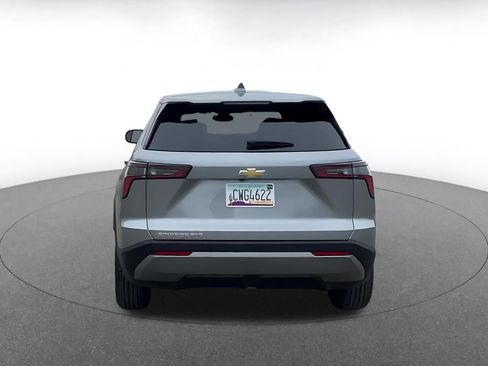 Used 2025 Chevrolet Equinox LT image 12