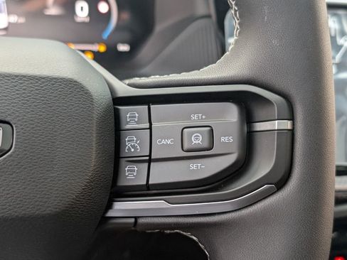 New 2026 Jeep Cherokee Overland image 21