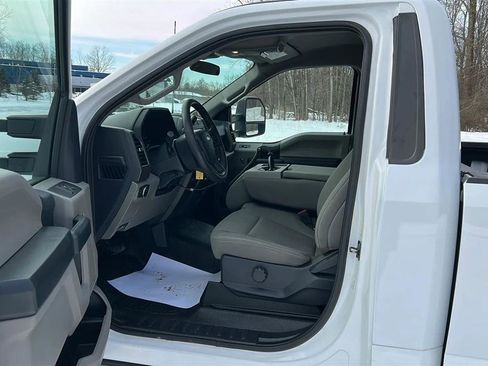 Used 2022 Ford F250 XL w/ Power Equipment Group image 35