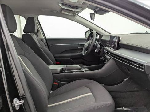 Used 2025 Hyundai Sonata SEL FWD image 21