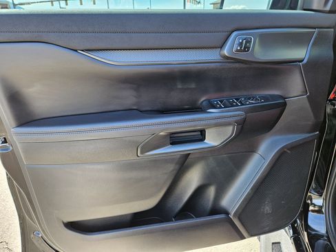 Used 2025 Ford Ranger Raptor image 15