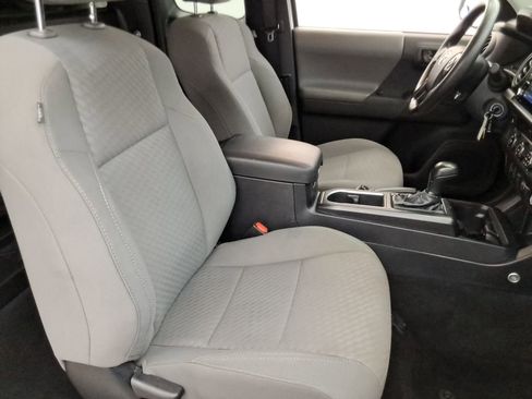 Used 2021 Toyota Tacoma SR RWD image 16