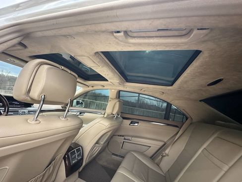 Used 2013 Mercedes-Benz S 63 AMG image 25