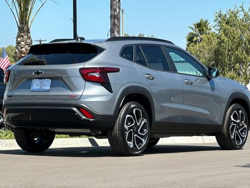 New 2026 Chevrolet Trax RS w/ Driver Confidence Package FWD image 4
