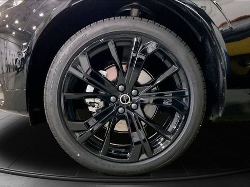 New 2026 Volvo XC60 B5 Ultra w/ Climate Package image 16