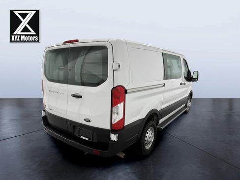 Used 2023 Ford Transit 250 Low Roof AWD w/ Exterior Upgrade Package image 5