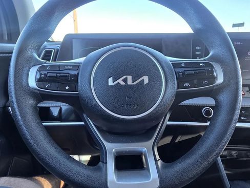 Used 2023 Kia Sportage LX image 20