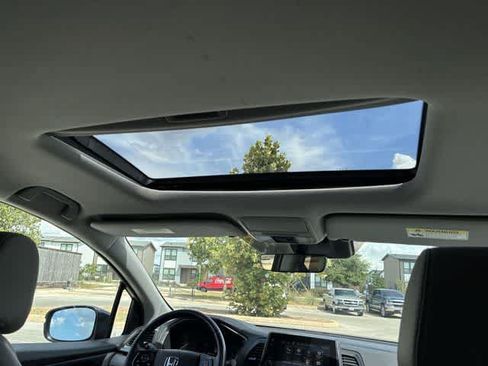 Used 2018 Honda Odyssey EX-L image 23