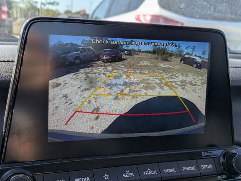 Used 2021 Kia Forte LXS image 27