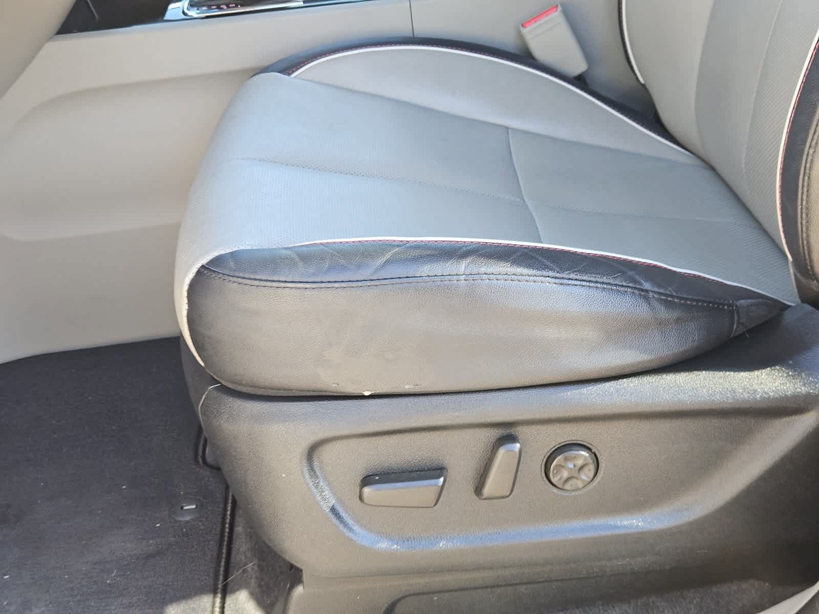 Used 2020 Kia Sedona EX w/ EX Premium Package FWD image 23