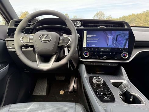 New 2026 Lexus RZ 450e Premium AWD/4WD image 8