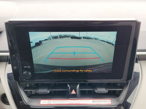Used 2026 Toyota Corolla Cross LE w/ Moonroof Package FWD image 21