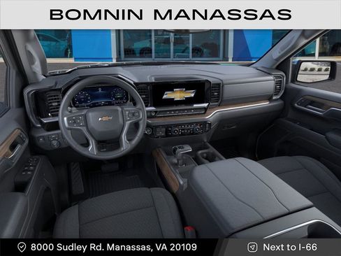 New 2025 Chevrolet Silverado 1500 LT image 15