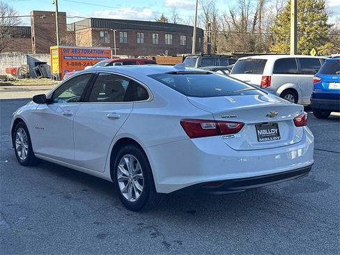 Used 2024 Chevrolet Malibu LT image 3