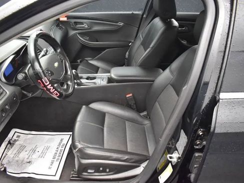 Used 2017 Chevrolet Impala LT image 14