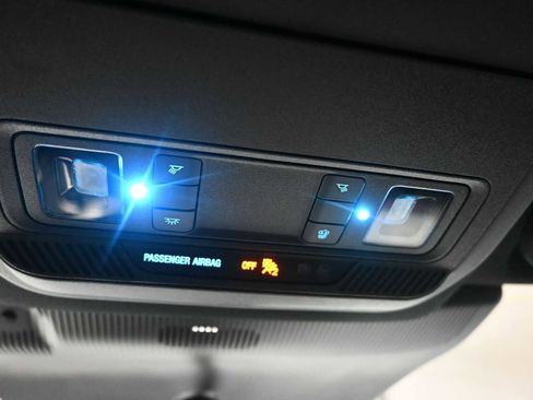 Used 2025 Ford Explorer ST-Line image 26