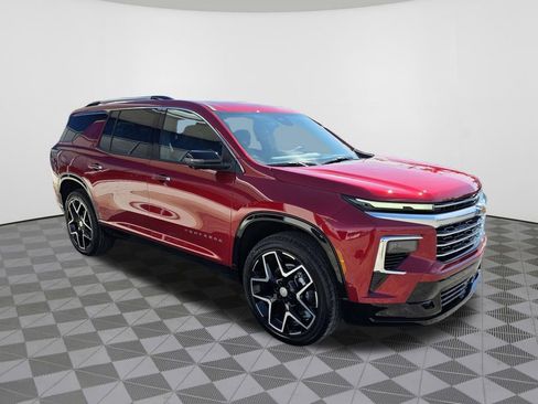 New 2026 Chevrolet Traverse High Country w/ LPO, Floor Liner Package FWD image 4