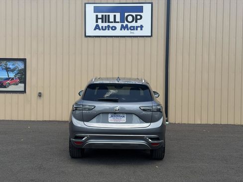 Used 2022 Buick Envision Avenir w/ Technology Package II FWD image 4