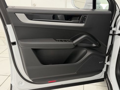 New 2026 Porsche Cayenne S AWD/4WD image 27