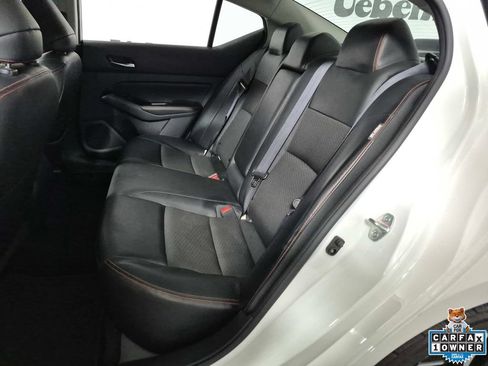 Used 2024 Nissan Altima 2.5 SR FWD image 24