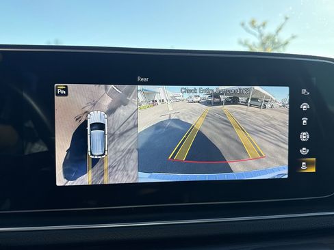 Used 2023 Mercedes-Benz GLE 350 image 14