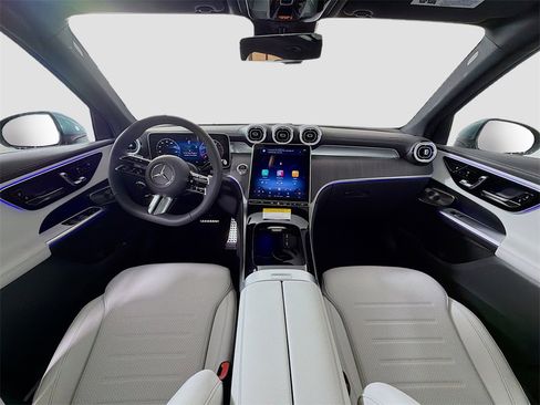 New 2026 Mercedes-Benz GLC 300 4MATIC image 9
