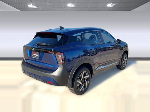 New 2026 Nissan Kicks SV image 9