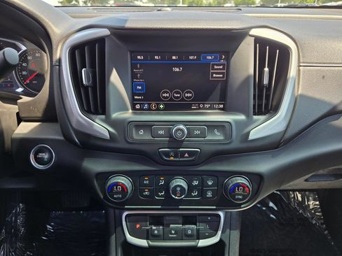 Used 2022 GMC Terrain SLE w/ Driver Convenience Package AWD/4WD image 12