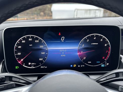 Used 2024 Mercedes-Benz GLC 300 4MATIC image 20