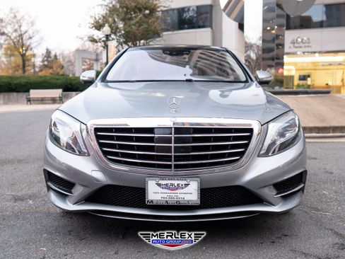 Used 2015 Mercedes-Benz S 550 Sedan w/ Sport Package w/ Sport Package image 2