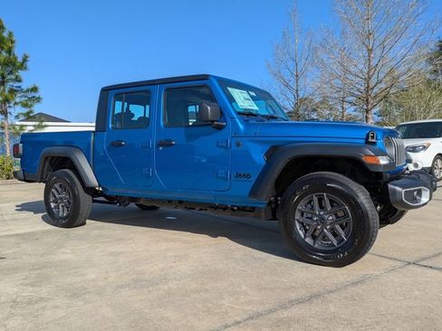 New 2026 Jeep Gladiator Sport AWD/4WD image 2