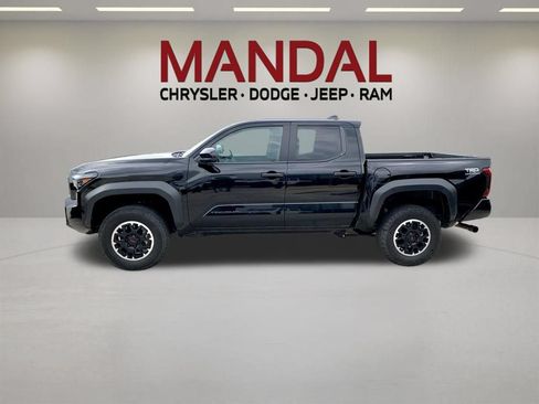 Used 2024 Toyota Tacoma TRD Off-Road AWD/4WD image 8