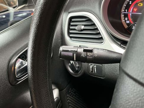 Used 2015 Dodge Journey American Value Package w/ Flexible Seating Group FWD image 16
