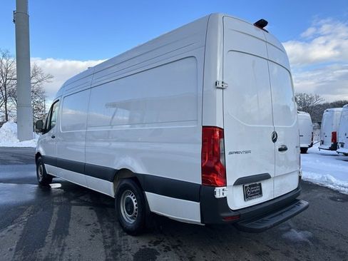 Used 2026 Mercedes-Benz Sprinter 2500 image 5
