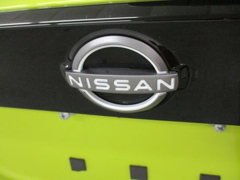 Used 2026 Nissan Kicks SR w/ SR Premium Package image 12