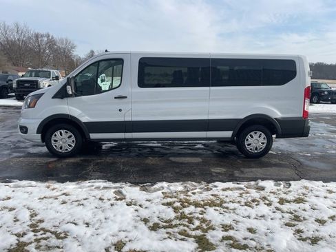 Used 2023 Ford Transit 350 XLT image 8