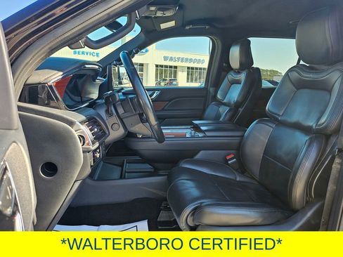 Used 2024 Lincoln Navigator L 4WD image 5