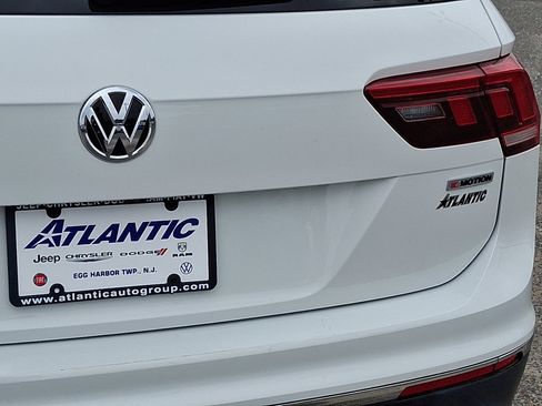 Used 2021 Volkswagen Tiguan SEL image 15