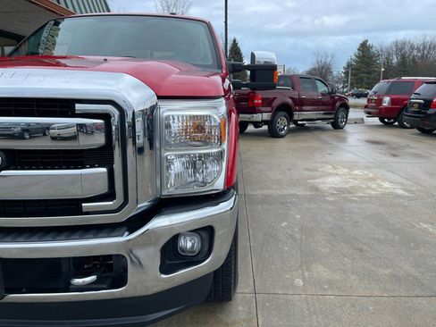 Used 2015 Ford F250 XLT w/ XLT Premium Package image 4