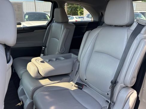 Used 2023 Honda Odyssey Touring image 26
