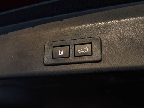 New 2026 Subaru Ascent Limited image 9