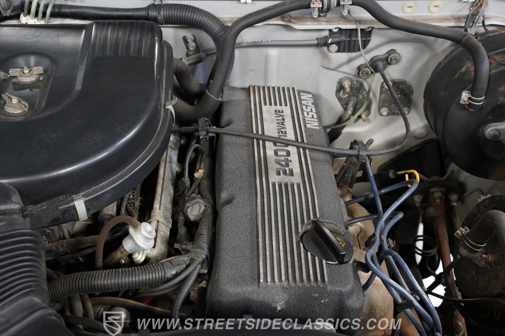 Used 1990 Nissan Pickup 4x4 Regular Cab image 35
