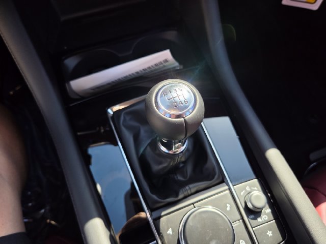 New 2026 MAZDA MAZDA3 2.5 S Hatchback w/ Premium Pkg FWD image 26