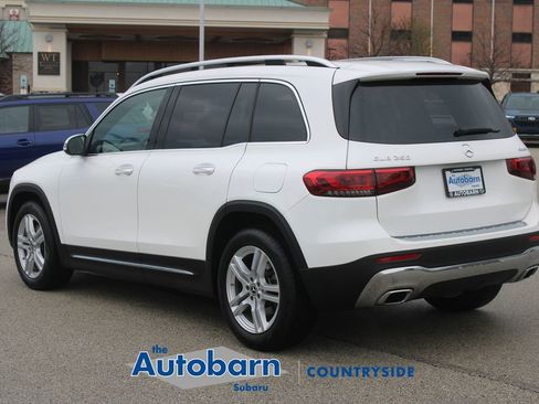 Used 2023 Mercedes-Benz GLB 250 4MATIC w/ Premium Package image 7