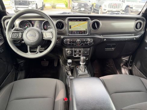 Used 2023 Jeep Wrangler Unlimited w/ 8.4" Radio Group AWD/4WD image 23