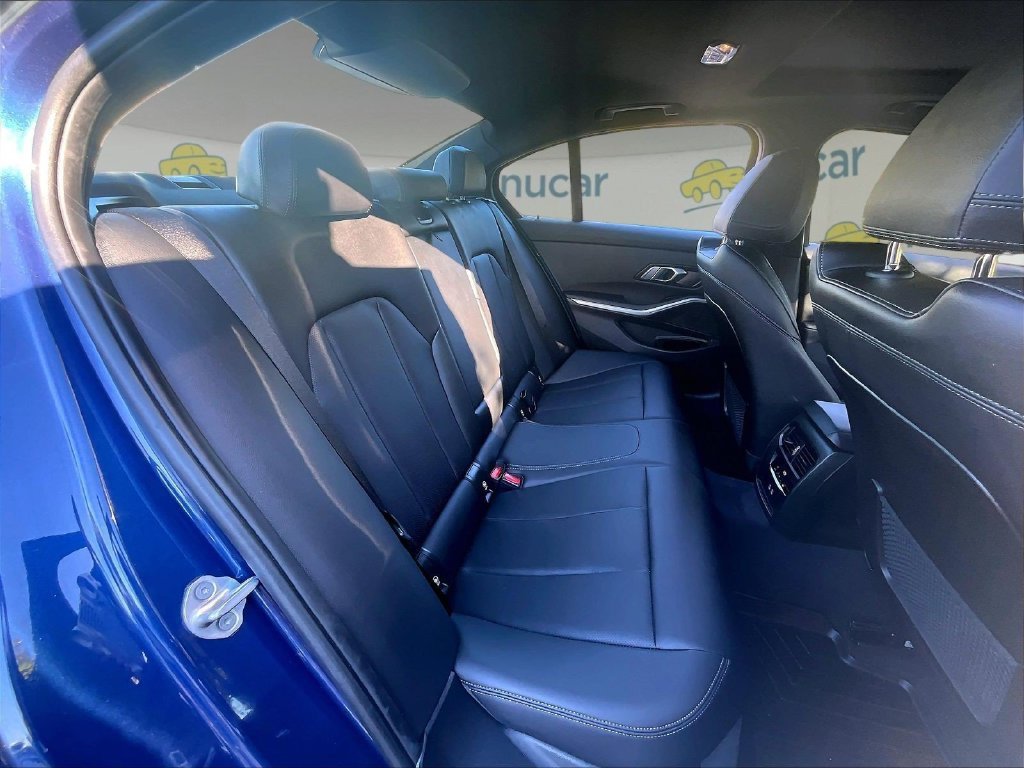 Used 2023 BMW 330i xDrive Sedan w/ Parking Assistance Package AWD/4WD image 15