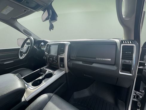 Used 2016 RAM 3500 Laramie image 28