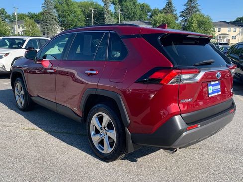 Used 2020 Toyota RAV4 Limited AWD/4WD image 5